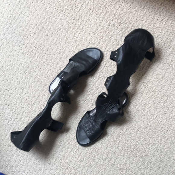 Stuart Weitzman leather gladiator sandals size 6 - Picture 3 of 5